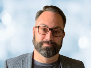 Robin MikaelssonWebsite Headshot